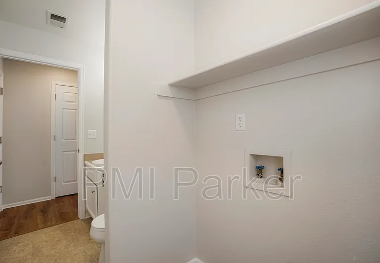 16041 Bluebonnet Dr — Photo 13