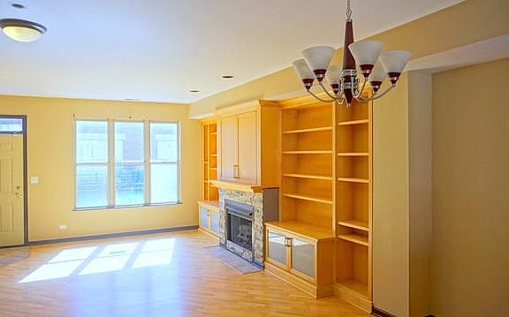 5th image of 2409 W Flournoy St Unit B