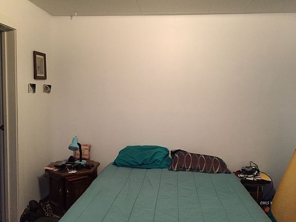 5th image of 1011 Woodbury St