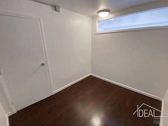 4th image of 298 Stanhope St #2E
