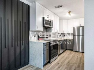 2809 N Los Felices Cir E #G212, Palm Springs, CA 92262