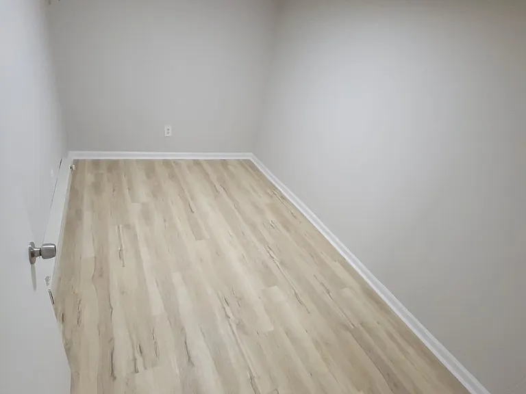 5122 C St #1 — Photo 8