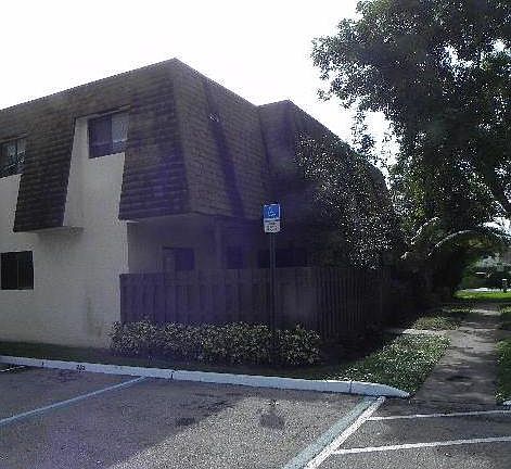 2nd image of 254 San Remo Blvd