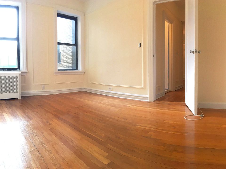 1st image of 6015 Woodside Ave APT 2G