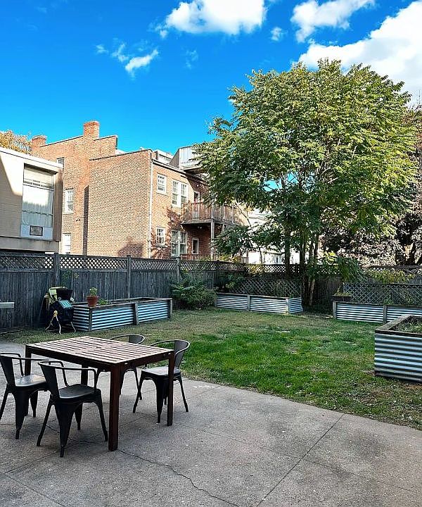 2nd image of 99 Olive St #3