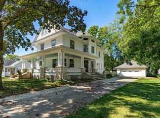 305 W Perry St, Belvidere, IL 61008