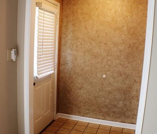 5th image of 3929 Kerri Cir