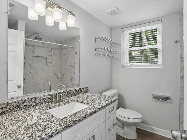2893 White Oak Dr — Photo 5
