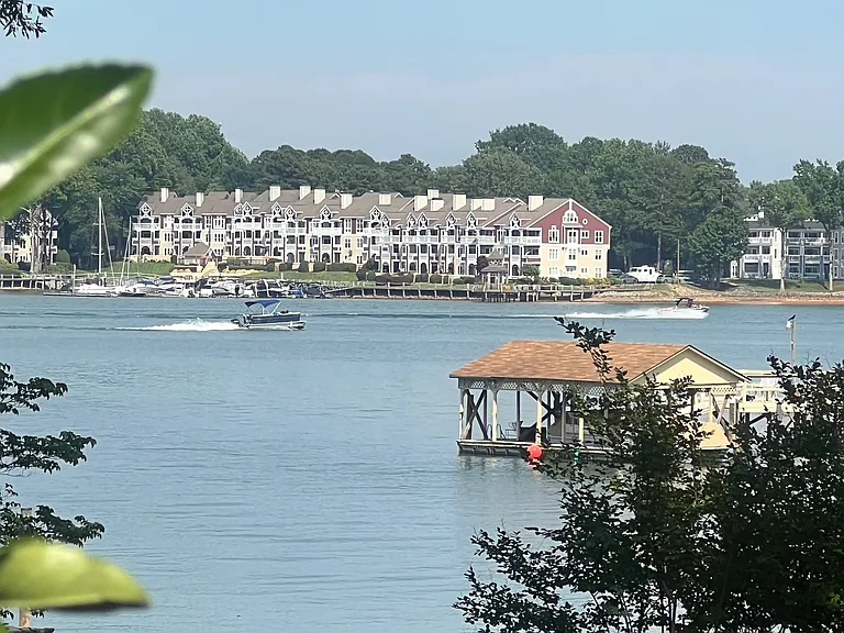 Norman Shores Dr — Photo 1