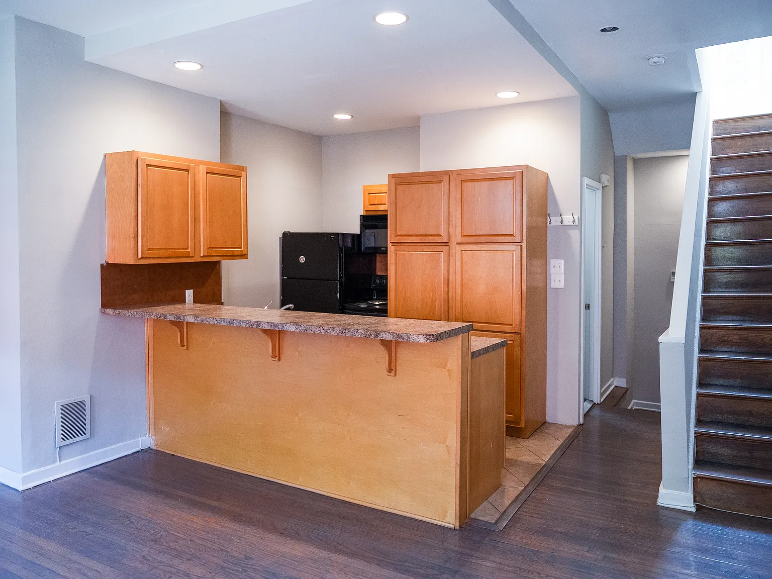2 bed, $2,250 — Photo 2