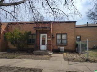702 9th St, Sioux City, IA 51105