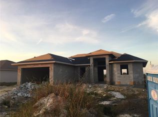 2810 62nd St W, Lehigh Acres, FL 33971