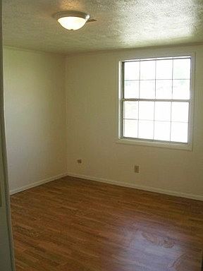 2nd image of 505 Pine Valley Dr APT H42