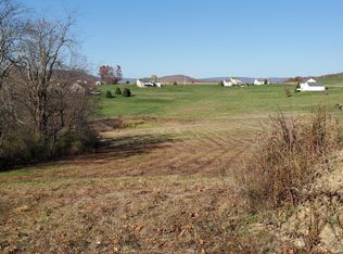 424 Kahler Hills Dr, Hughesville, PA 17737