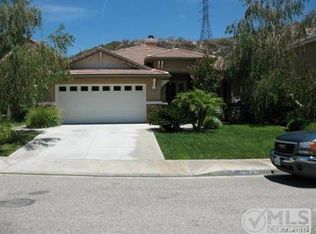 28738 High Ridge Dr, Saugus, CA 91390