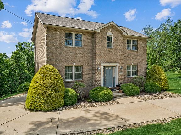 2nd image of 61 Greenhill Dr