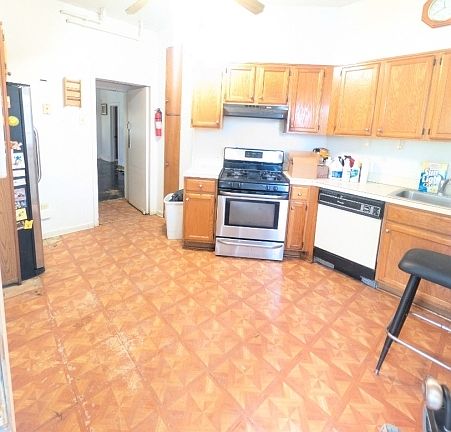 2nd image of 117 Carnegie Ave