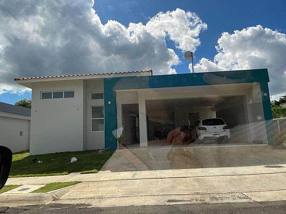 2nd image of 105 Villas De Sotomayor