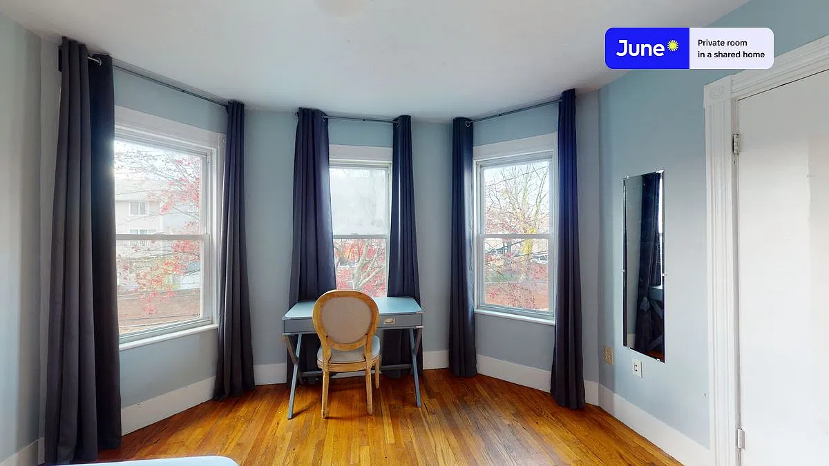 Full bedroom in 3 bed/2 bath home in Brighton #445 C — Photo 3
