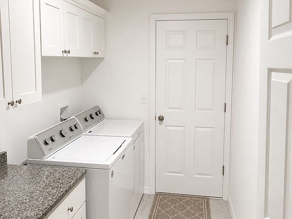 4th image of 6651 SW 151st Loop