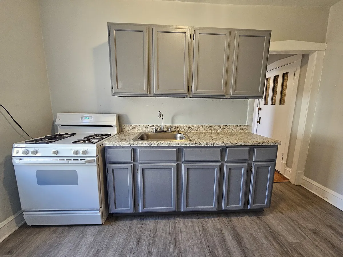 Building Photo - 4829 N Springfield Ave #1B