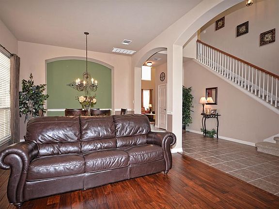 4th image of 11604 Cherisse Dr