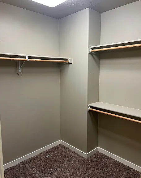 MASTER CLOSET
