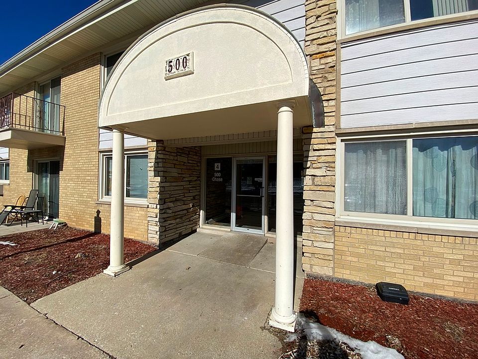 1st image of 500 Chase Dr APT 16