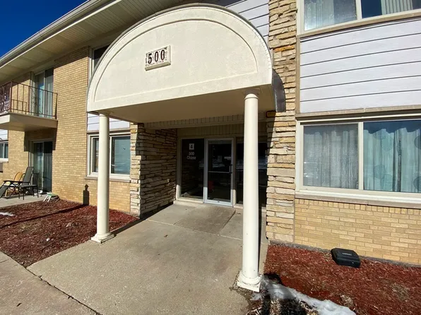 500 Chase Dr APT 16, Clarendon Hills, IL 60514
