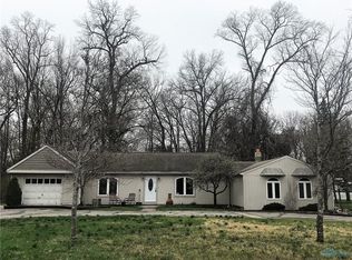 4207 Boynton Dr, Sylvania, OH 43560