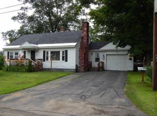 195 Belvidere St, Laconia, NH 03246