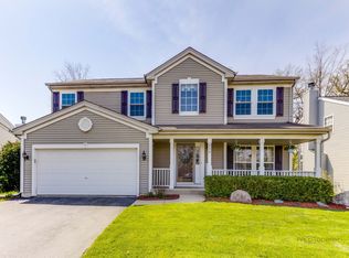 518 N Overlook Trl, Round Lake, IL 60073