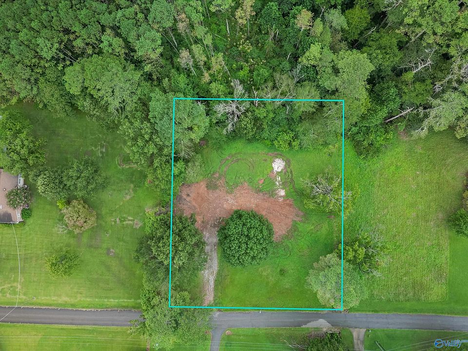 1st image of 160 Crystal Creek Dr