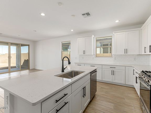 7th image of this home