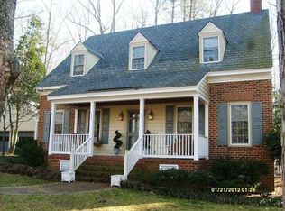 404 Hickory Dr, Manakin Sabot, VA 23103