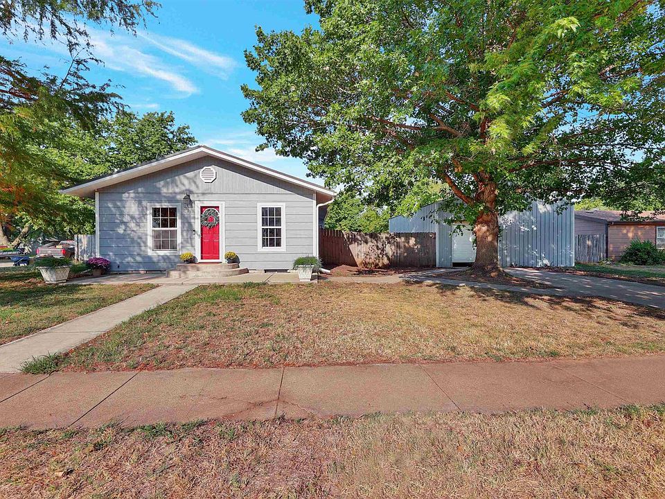 301 N King St, Mount Hope, KS 67108 Zillow