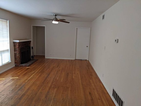 4th image of 515 W Main Ave