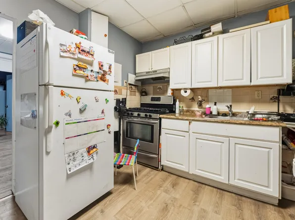 123 47th Street image 10 of 26