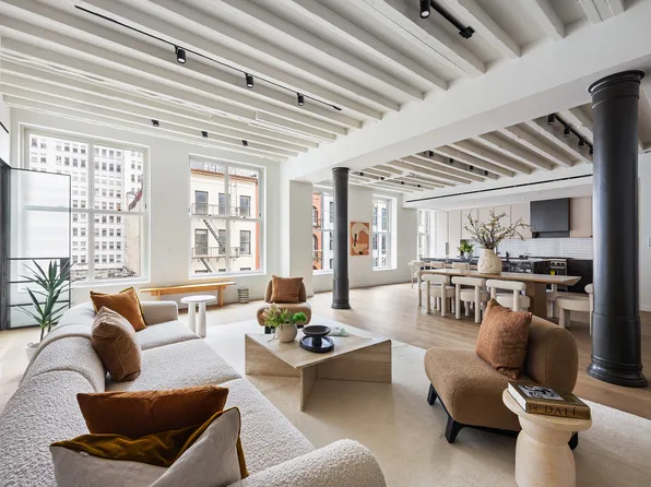 62 Reade Street 4 image 3 of 19