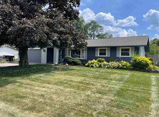 922 Buckingham Dr, Fort Wayne, IN 46825