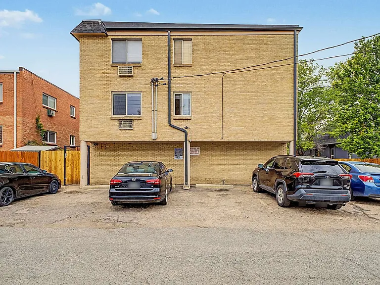148 S Emerson St #203 — Photo 3