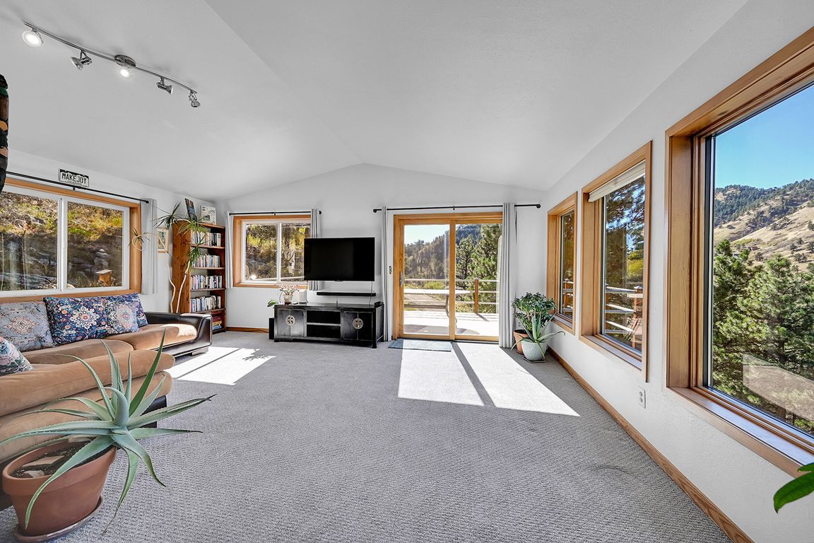 next background image