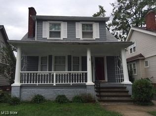 3816 Summit Park Rd, Cleveland, OH 44121