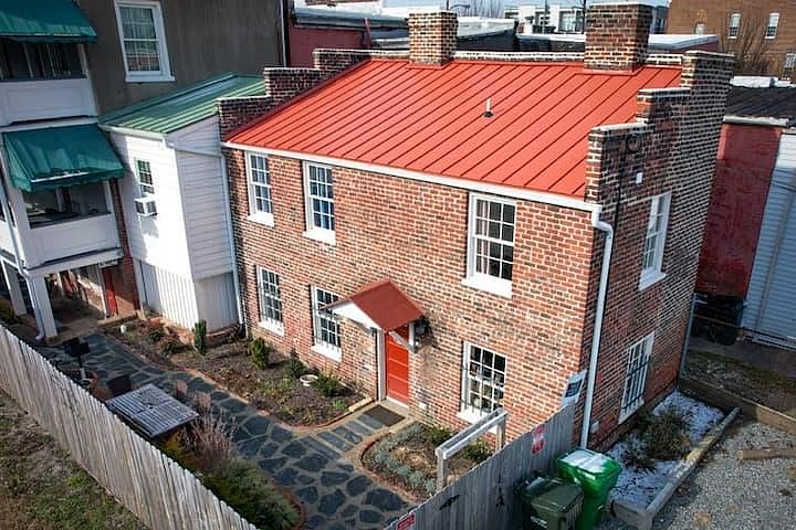 1st image of 308 E Leigh St Unit 3