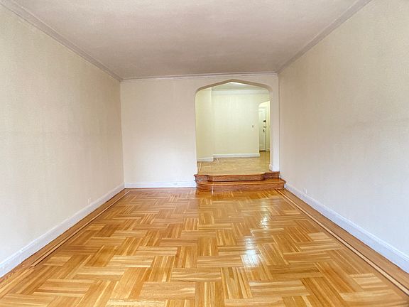 5th image of 105 Arden St APT 4H