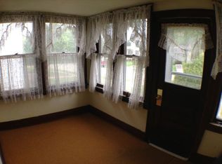 416 W 9th St, Dixon, IL 61021