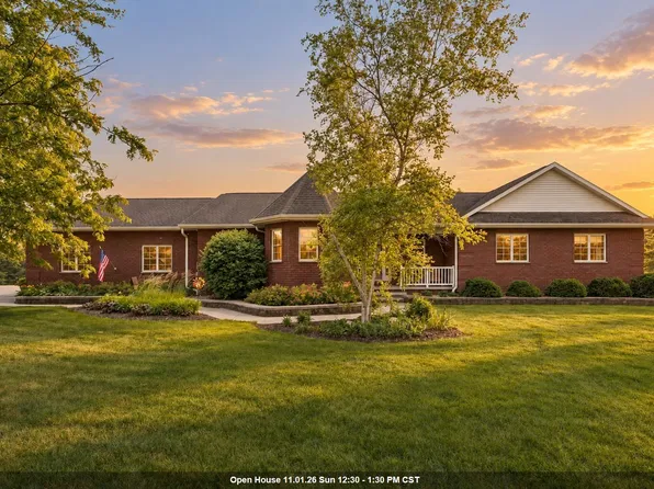1 W Cedar St, Hilbert, WI 54129