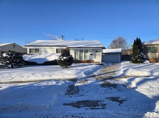 1111 N Kenwood Ave, Royal Oak, MI 48067