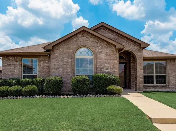 1956 Newport Dr, Lancaster, TX 75146