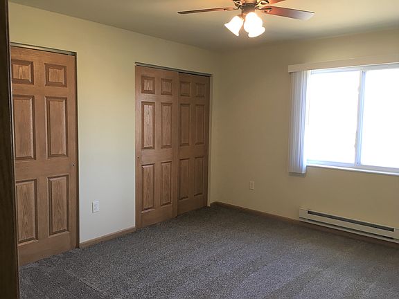 2nd image of 1028 Berry Ave APT 101